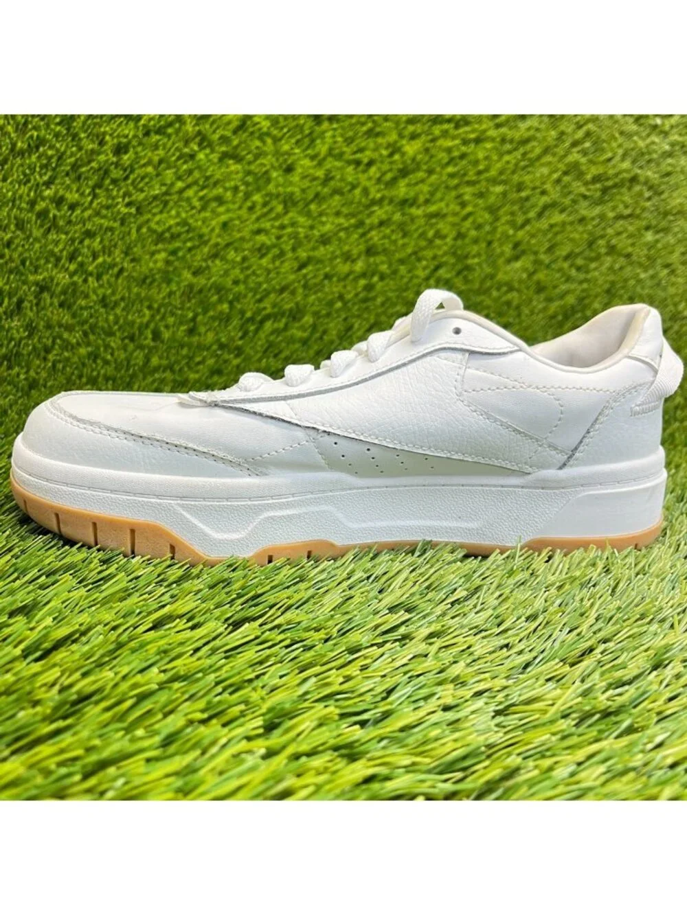 Reebok Club C Double Geo Womens Size 7 White Athletic Lifestyle Shoes Sneakers